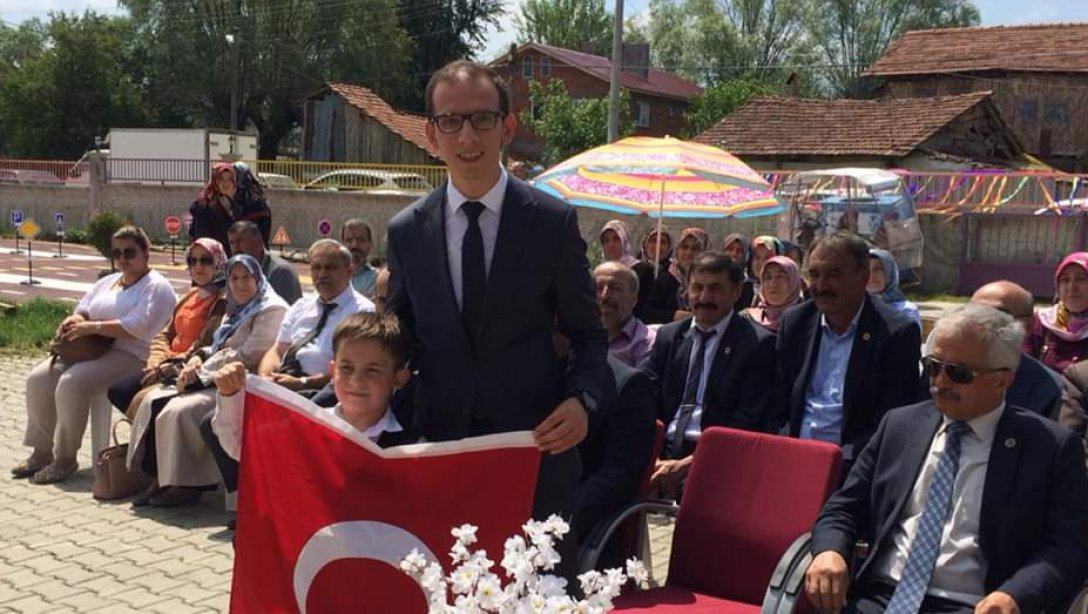 Şehit Osman Mithat Akbaş Anaokulu Yılsonu Şenlikleri Düzenlendi