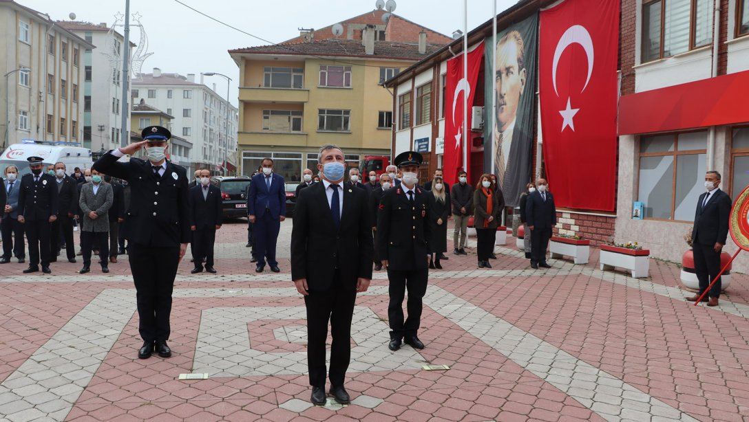 Gazi Mustafa Kemal ATATÜRK'ün ölümünün 82. yıldönümü nedeniyle İlçemizde Anma Programı gerçekleştirildi.